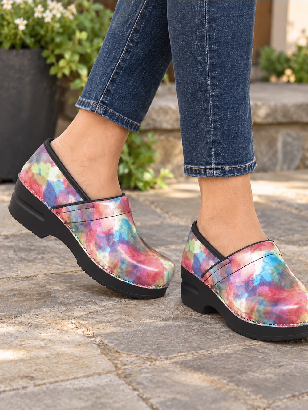 Sanita Professional Watercolor Patent Leather Clogs - Multicolor - Size 42 EUC